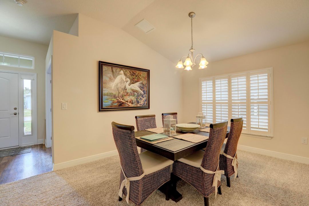 For Sale: $385,000 (3 beds, 2 baths, 1855 Square Feet)