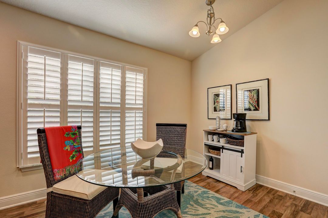 For Sale: $385,000 (3 beds, 2 baths, 1855 Square Feet)