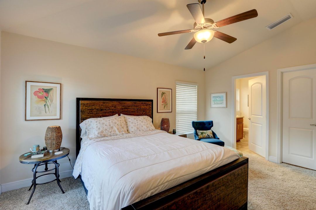 For Sale: $385,000 (3 beds, 2 baths, 1855 Square Feet)