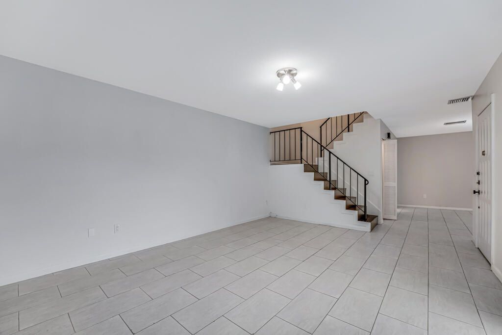 En Renta: $2,200 (2 camas, 2 baños, 1428 Pies cuadrados)