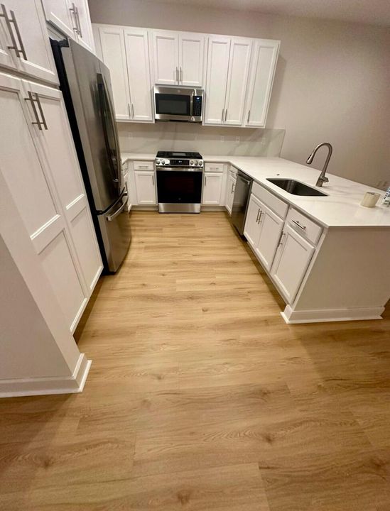 For Rent: $3,400 (2 beds, 2 baths, 1753 Square Feet)