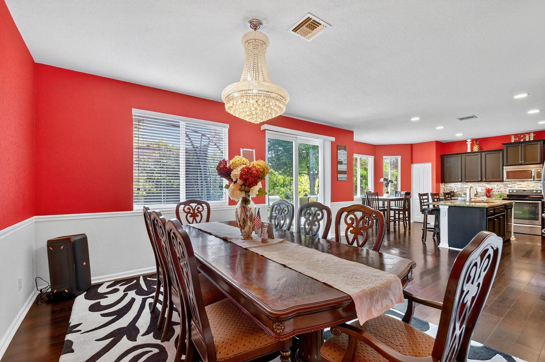 For Sale: $549,000 (4 beds, 2 baths, 2523 Square Feet)