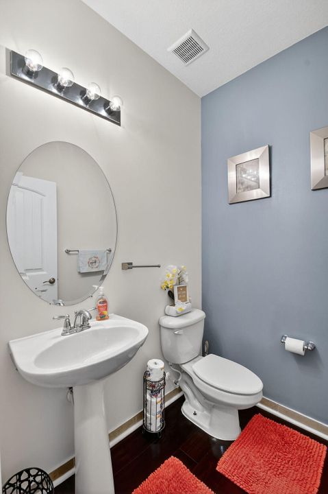 For Sale: $549,000 (4 beds, 2 baths, 2523 Square Feet)