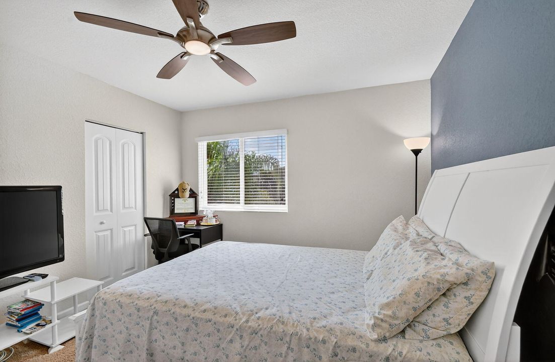 For Sale: $549,000 (4 beds, 2 baths, 2523 Square Feet)