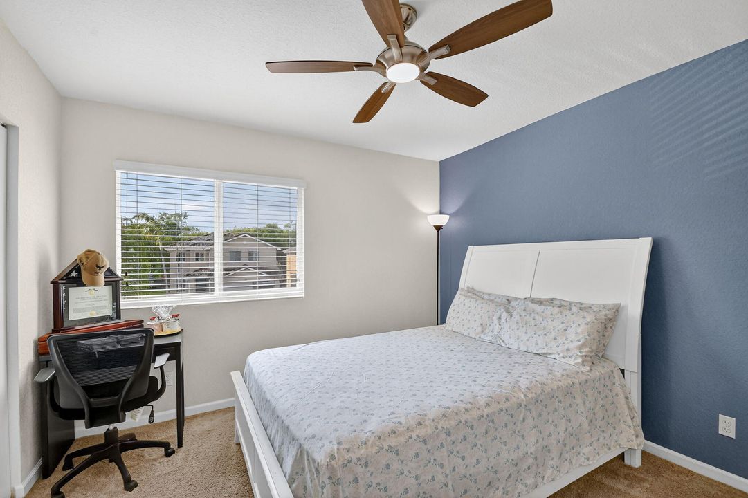 For Sale: $549,000 (4 beds, 2 baths, 2523 Square Feet)