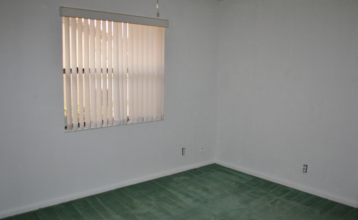 For Rent: $2,400 (3 beds, 2 baths, 1503 Square Feet)