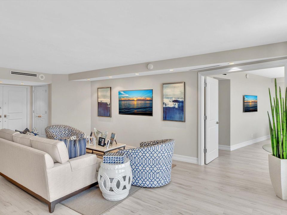 For Rent: $7,750 (2 beds, 2 baths, 1351 Square Feet)