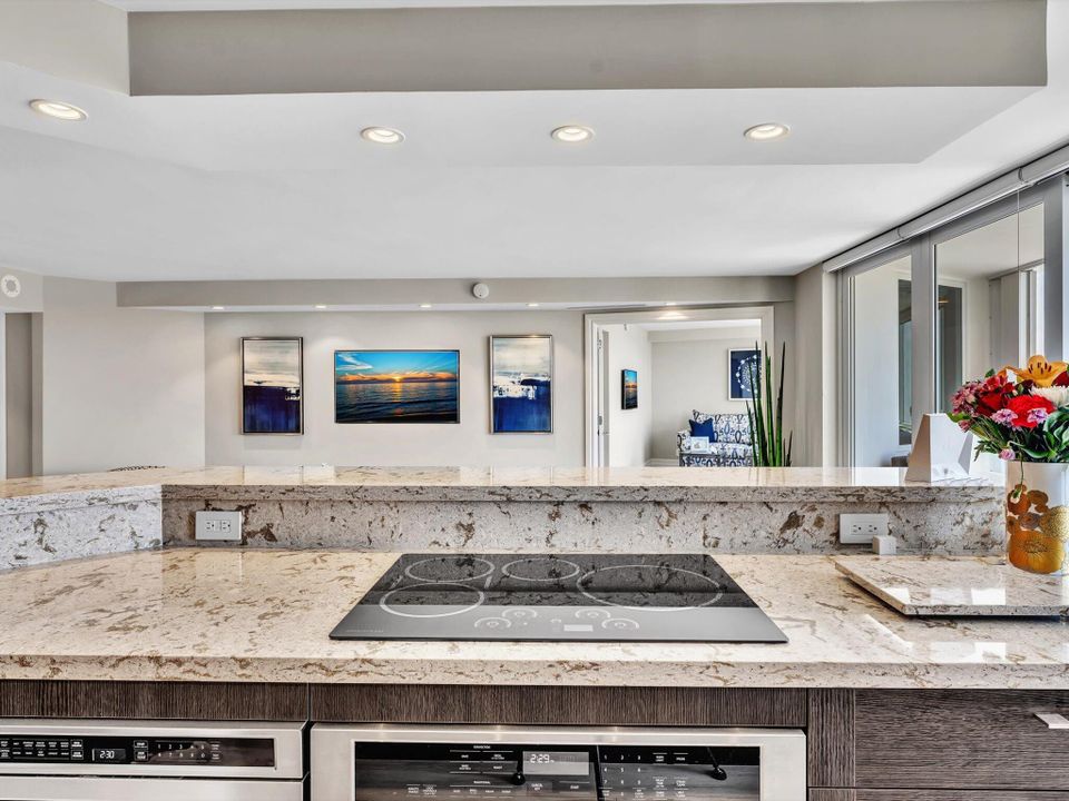 For Rent: $7,750 (2 beds, 2 baths, 1351 Square Feet)