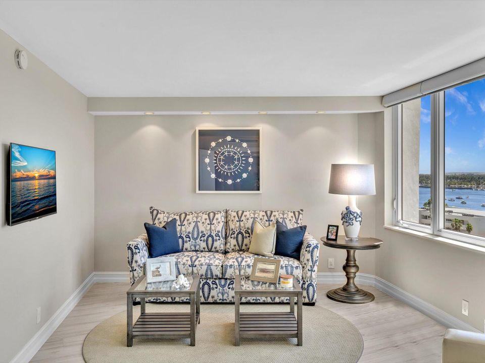 For Rent: $7,750 (2 beds, 2 baths, 1351 Square Feet)