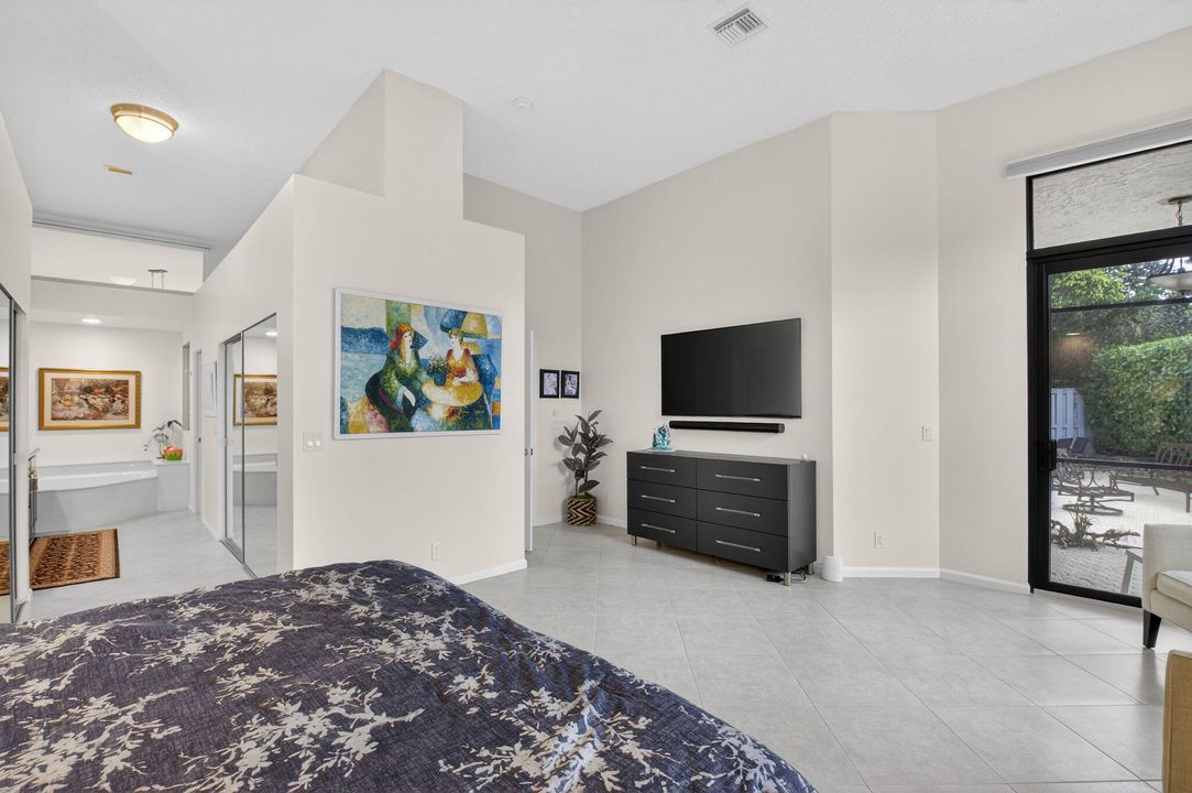 For Sale: $789,000 (3 beds, 2 baths, 2106 Square Feet)