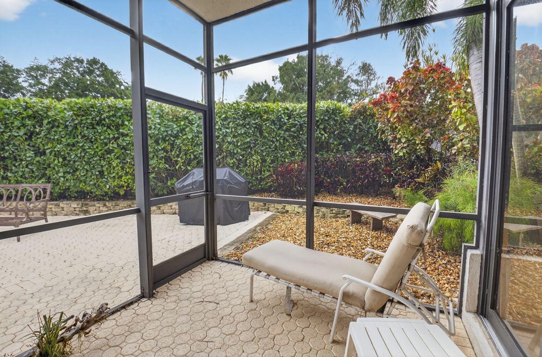 For Sale: $789,000 (3 beds, 2 baths, 2106 Square Feet)