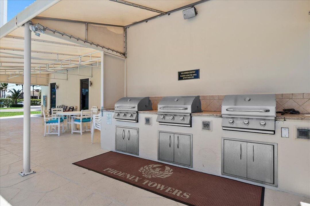 For Sale: $575,000 (2 beds, 2 baths, 1219 Square Feet)