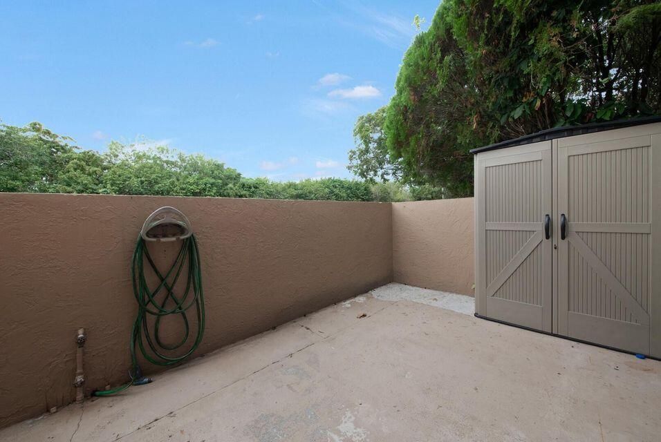 For Rent: $2,799 (3 beds, 2 baths, 1570 Square Feet)