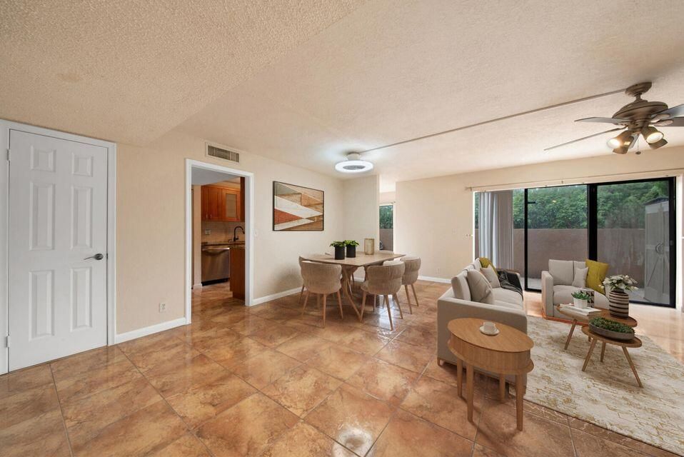 For Rent: $2,799 (3 beds, 2 baths, 1570 Square Feet)