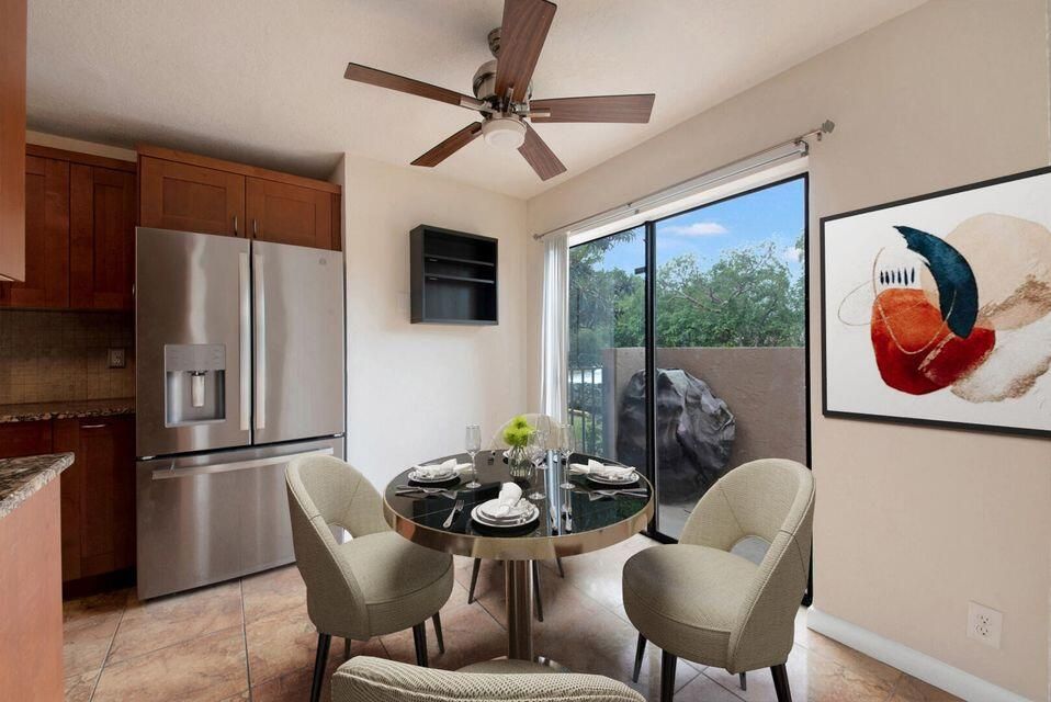 For Rent: $2,799 (3 beds, 2 baths, 1570 Square Feet)