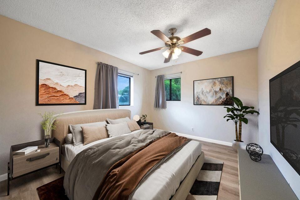 For Rent: $2,799 (3 beds, 2 baths, 1570 Square Feet)