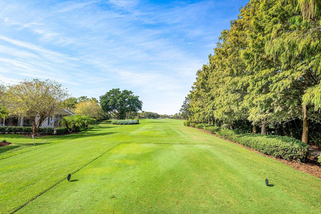 En Venta: $925,000 (3 camas, 2 baños, 2708 Pies cuadrados)