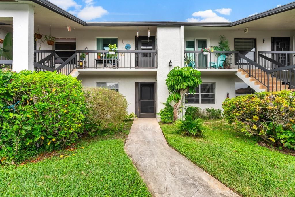 На продажу: $140,000 (2 спален, 2 ванн, 1198 Квадратных фут)