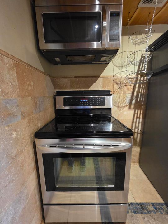 En Renta: $1,800 (1 camas, 1 baños, 693 Pies cuadrados)