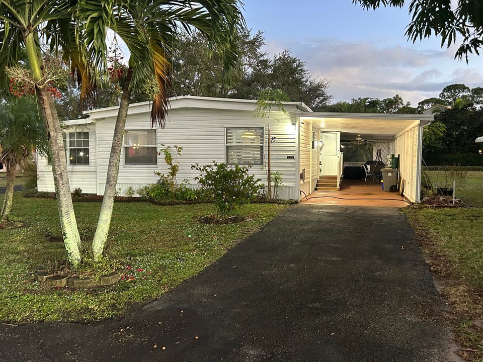 For Rent: $1,295 (3 beds, 2 baths, 1152 Square Feet)