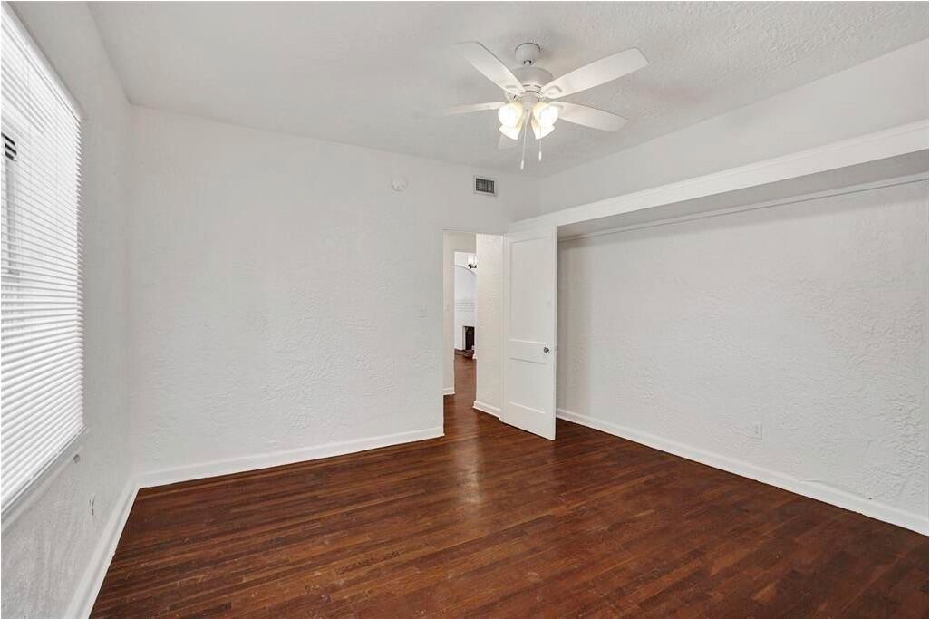 For Rent: $5,000 (2 beds, 2 baths, 1216 Square Feet)