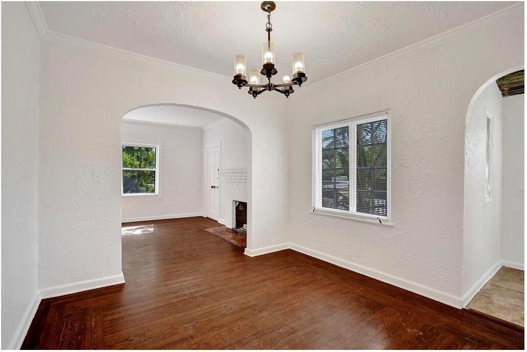 For Rent: $5,000 (2 beds, 2 baths, 1216 Square Feet)