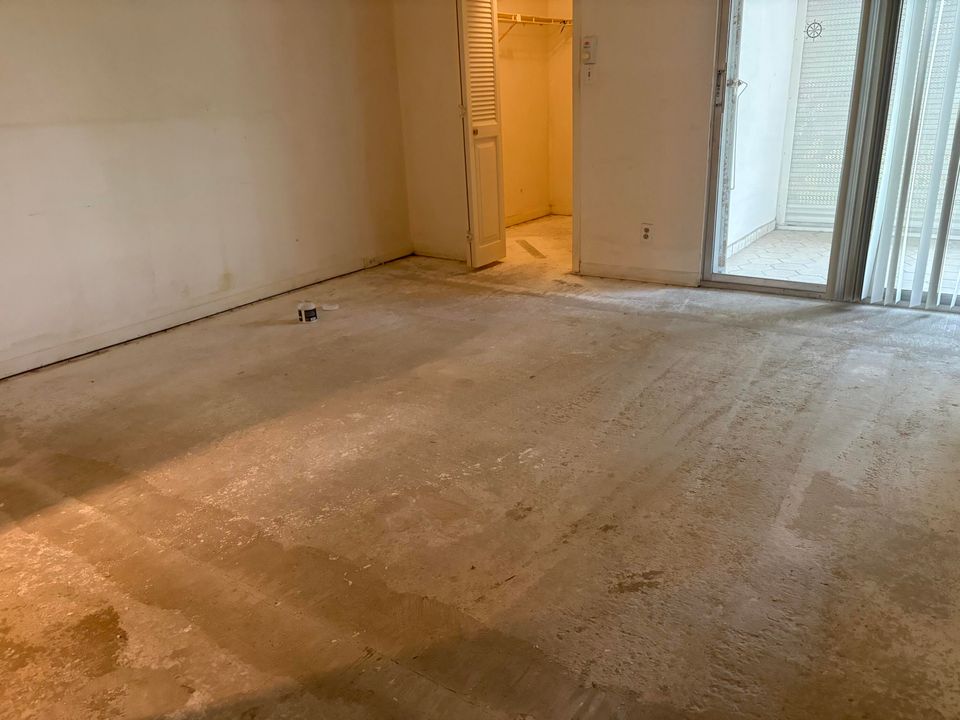 For Sale: $125,000 (2 beds, 2 baths, 1156 Square Feet)