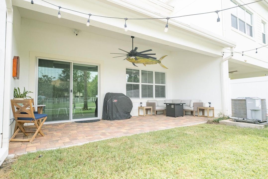 出租: $3,500 (3 贝兹, 2 浴室, 2218 平方英尺)