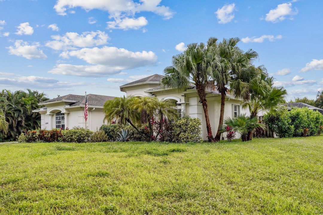 На продажу: $1,339,850 (6 спален, 5 ванн, 3774 Квадратных фут)