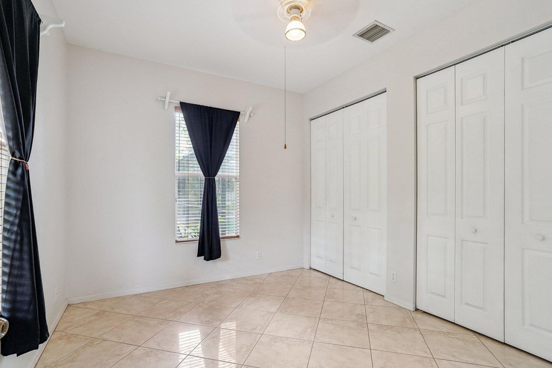 На продажу: $1,339,850 (6 спален, 5 ванн, 3774 Квадратных фут)