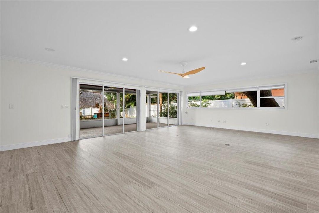 For Rent: $9,000 (4 beds, 3 baths, 2801 Square Feet)