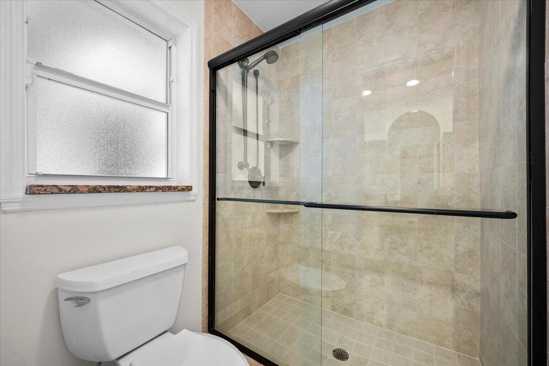 For Rent: $9,000 (4 beds, 3 baths, 2801 Square Feet)