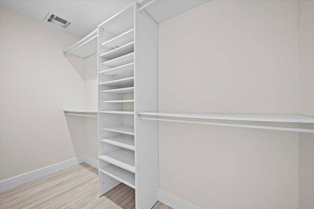 For Rent: $9,000 (4 beds, 3 baths, 2801 Square Feet)