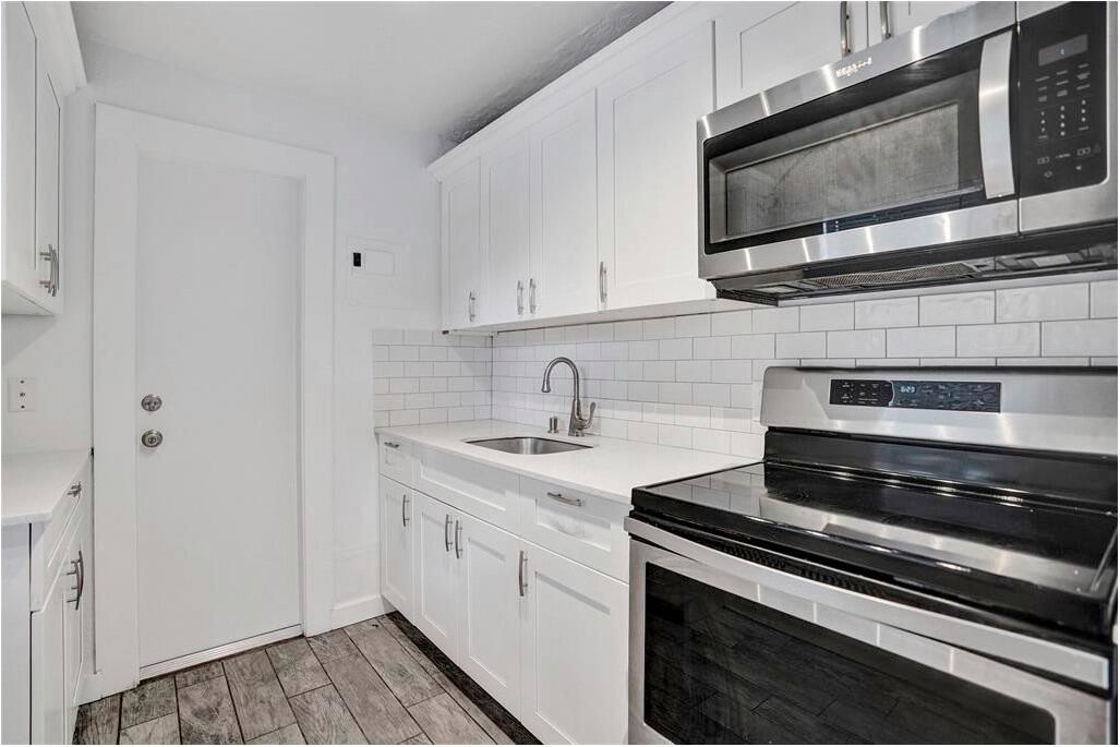 出租: $2,400 (2 贝兹, 2 浴室, 531 平方英尺)