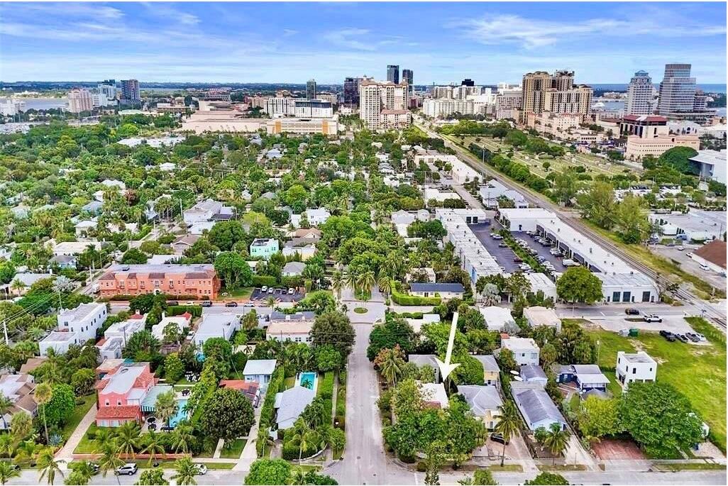 出租: $2,400 (2 贝兹, 2 浴室, 531 平方英尺)