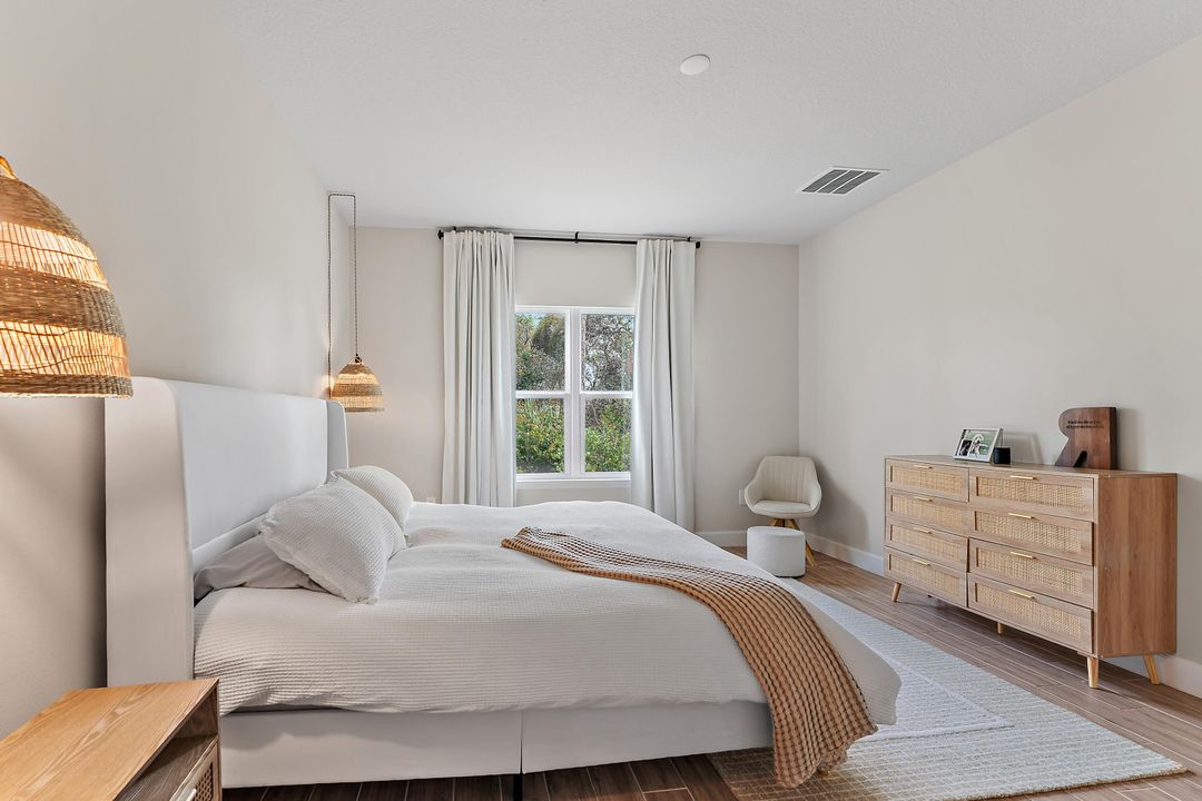 En Venta: $695,000 (3 camas, 3 baños, 2018 Pies cuadrados)