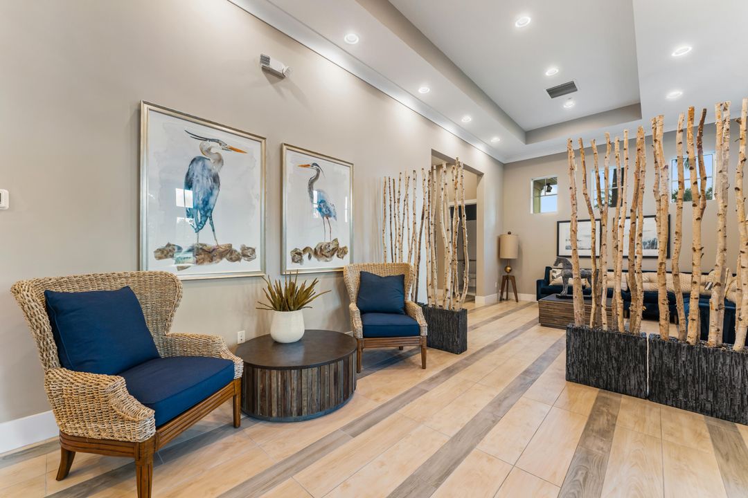 En Venta: $695,000 (3 camas, 3 baños, 2018 Pies cuadrados)