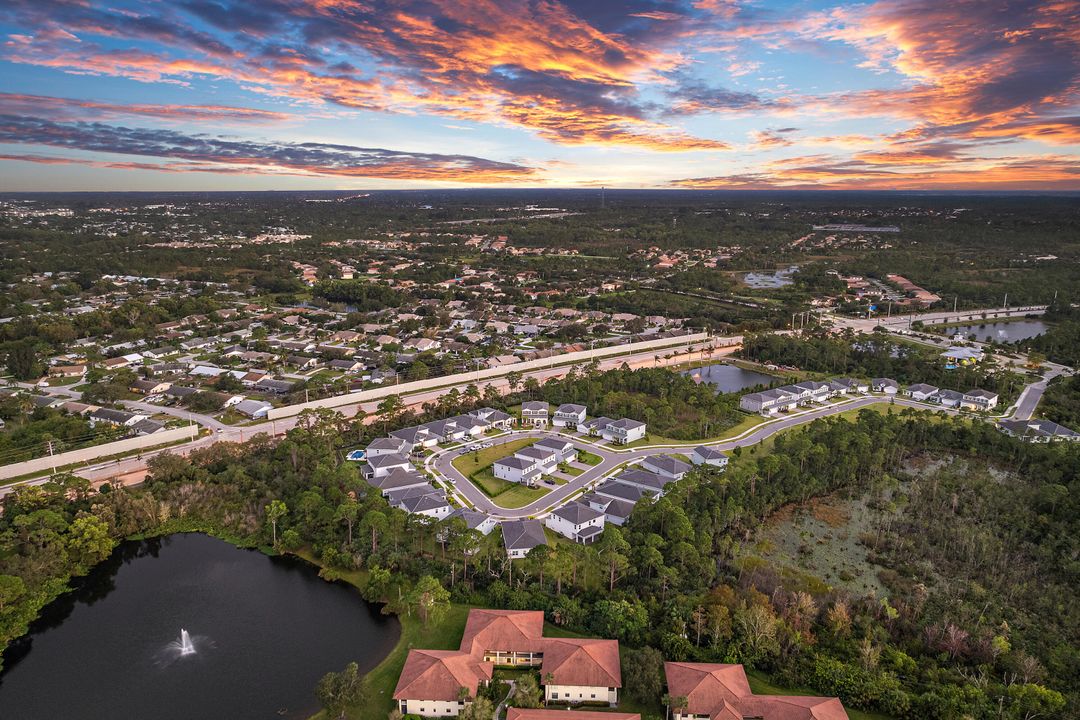 En Venta: $695,000 (3 camas, 3 baños, 2018 Pies cuadrados)