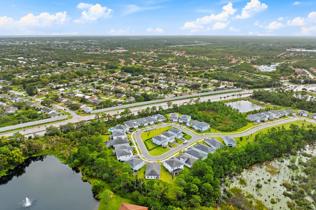 En Venta: $695,000 (3 camas, 3 baños, 2018 Pies cuadrados)