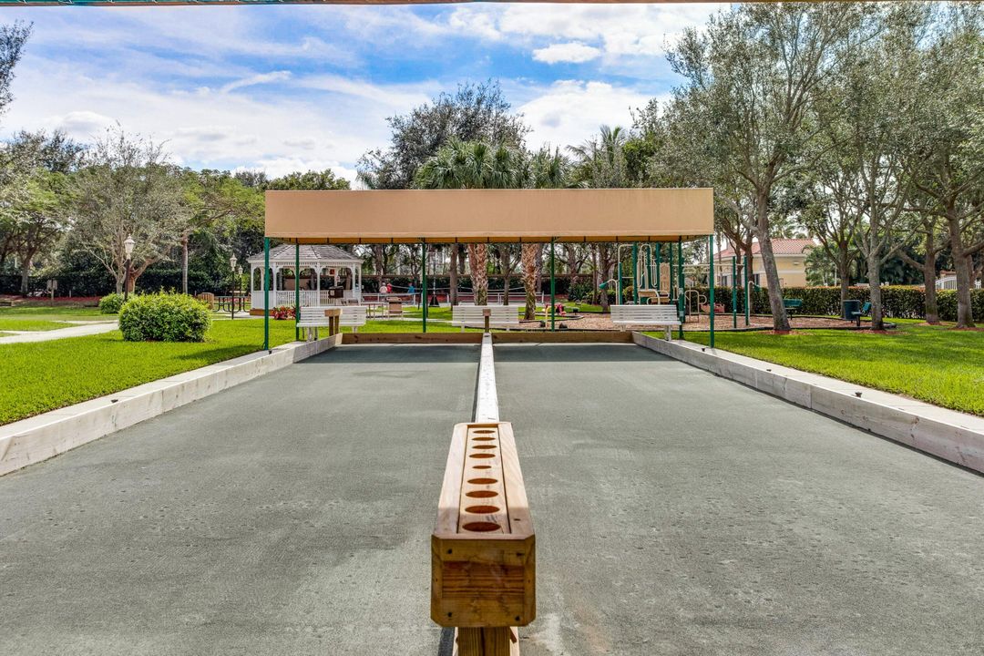 For Sale: $619,000 (3 beds, 2 baths, 2145 Square Feet)