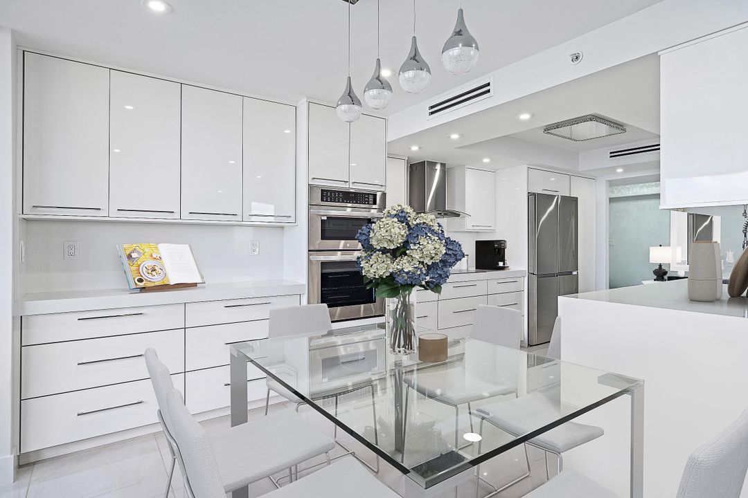 For Sale: $1,250,000 (2 beds, 2 baths, 1823 Square Feet)