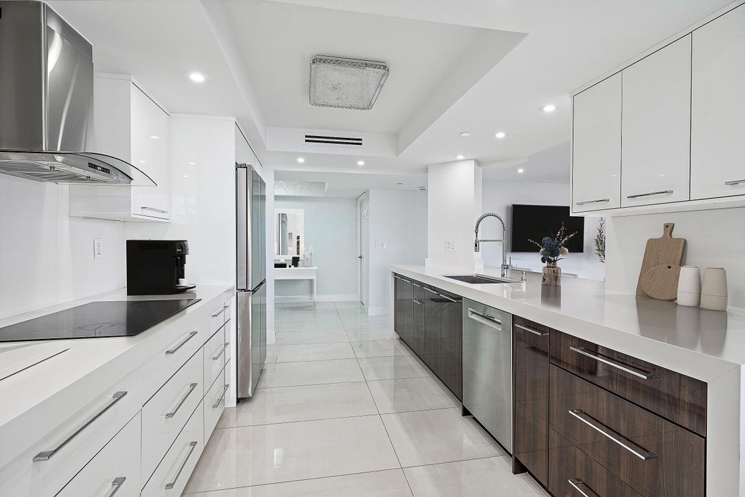 For Sale: $1,250,000 (2 beds, 2 baths, 1823 Square Feet)