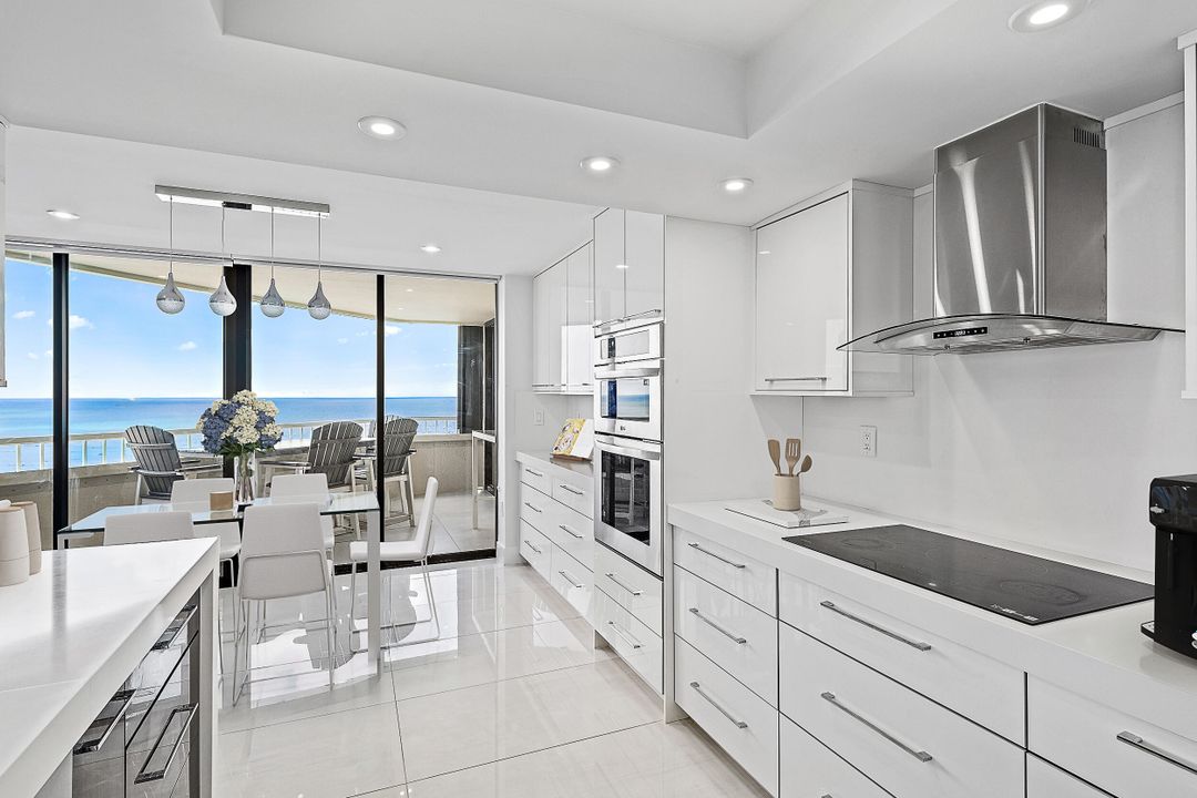 For Sale: $1,250,000 (2 beds, 2 baths, 1823 Square Feet)