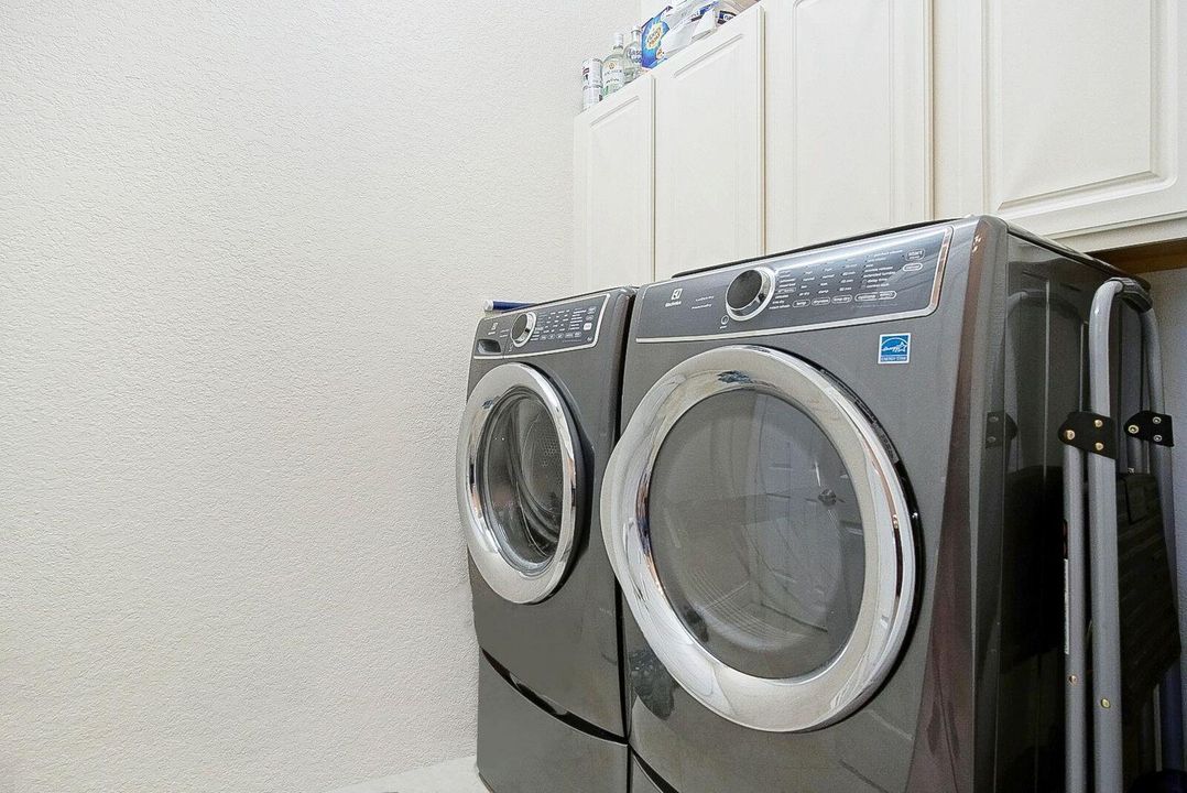 На продажу: $649,500 (3 спален, 2 ванн, 2255 Квадратных фут)