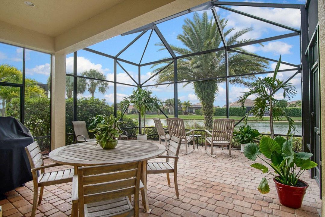 На продажу: $649,500 (3 спален, 2 ванн, 2255 Квадратных фут)