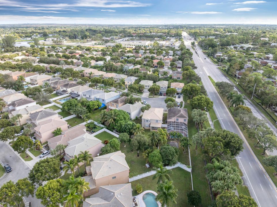 For Sale: $670,000 (4 beds, 2 baths, 2693 Square Feet)