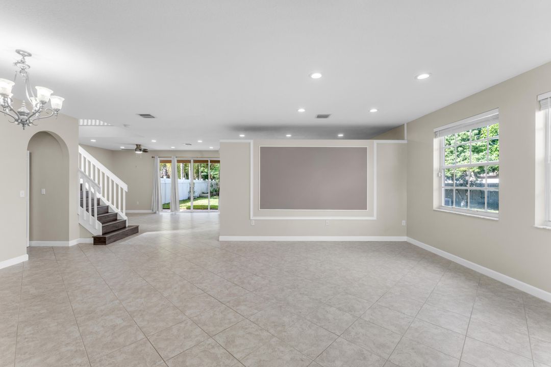 For Sale: $670,000 (4 beds, 2 baths, 2693 Square Feet)