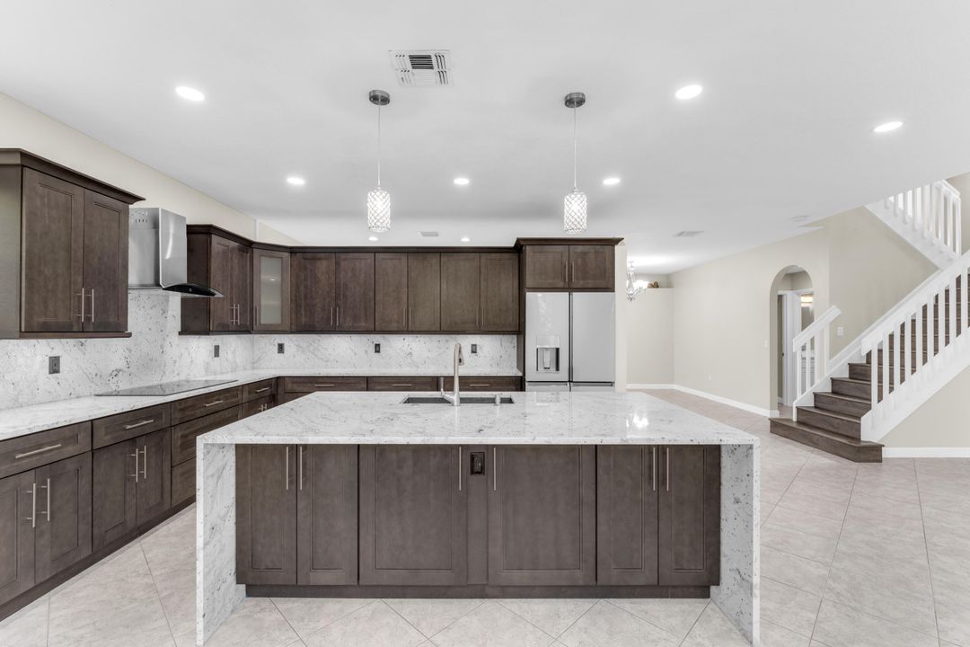 For Sale: $670,000 (4 beds, 2 baths, 2693 Square Feet)