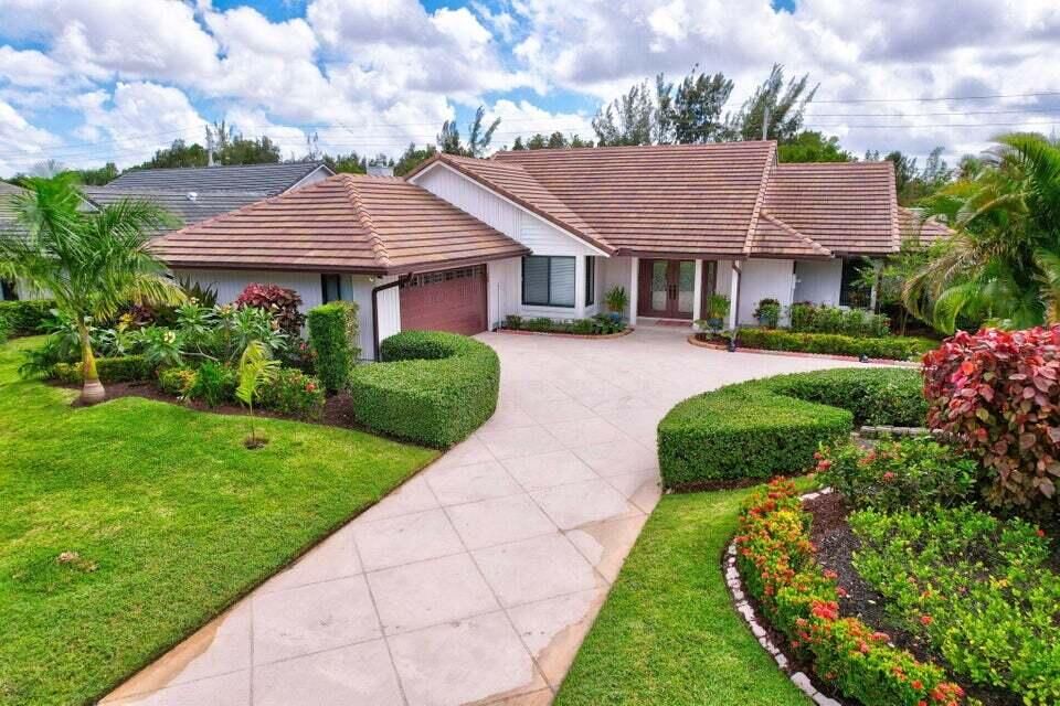 For Rent: $12,000 (3 beds, 3 baths, 2447 Square Feet)