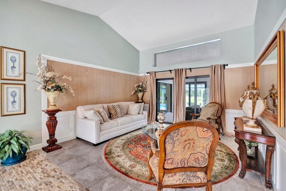 For Rent: $12,000 (3 beds, 3 baths, 2447 Square Feet)